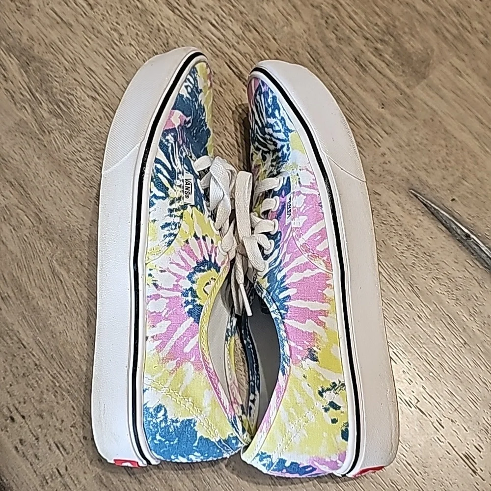 Vans Unisex tie dye sneakers womans size 8.5 or mens 7 - Picture 9 of 11